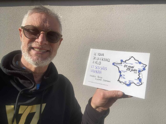 Frédéric Parise avec son livre