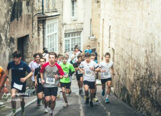 Les jeunes coureurs du cross académique