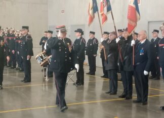 Besançon. Une pluie de médailles pour honorer les pompiers à l’occasion de la Sainte Barbe Le Contrôleur général Stéphane Beaudoux