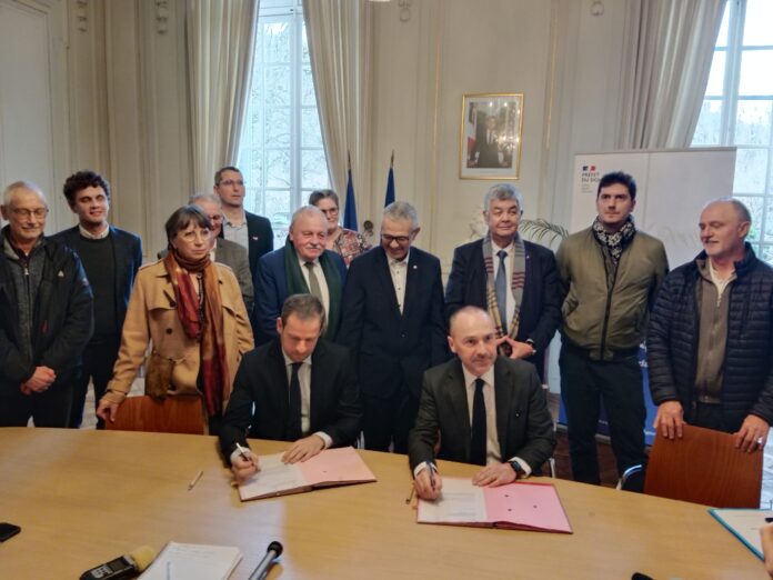 Interdiction des poids lourds sur la RN 83