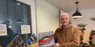 Patrick Racle avec un vinyle