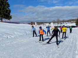 Pratique du ski par les élèves
