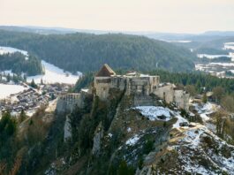 Haut-Doubs. Une fréquentation record pour le Château de Joux Château de Joux