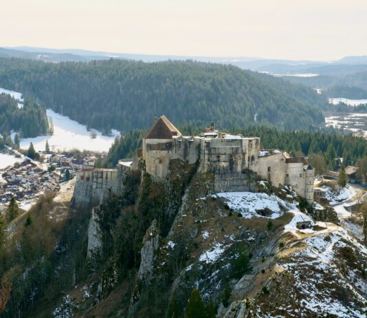 Haut-Doubs. Une fréquentation record pour le Château de Joux Château de Joux
