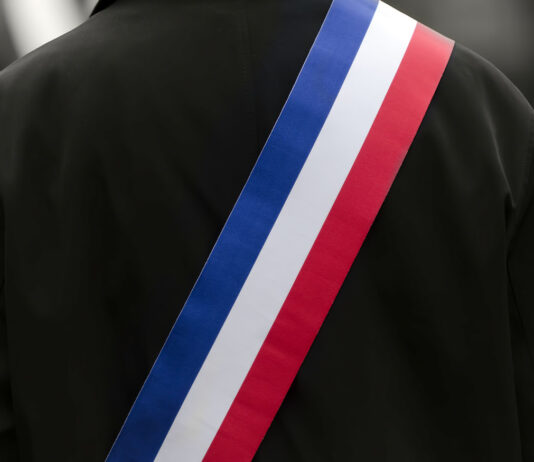 Franche-Comté. Le profil des élus locaux encore loin de celui de leurs électeurs