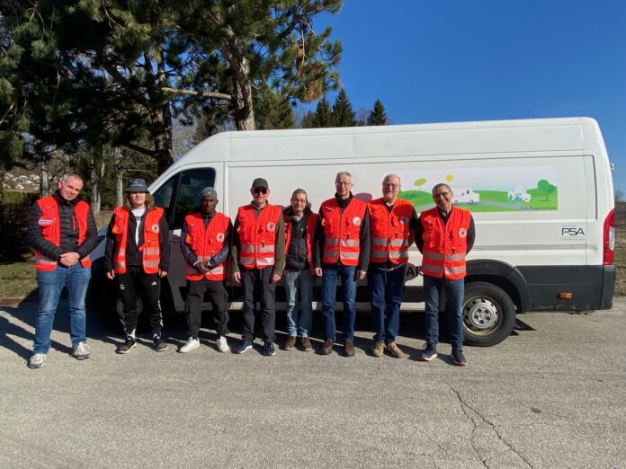 tournées de distribution alimentaire Croix Rouge Pontarlier