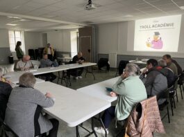 Baume-les-Dames. La « Troll Académie » sensibilise les seniors aux arnaques en ligne