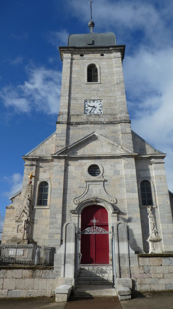 Eglise Premiers Sapins Trésors Cachés