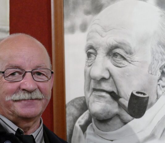 Pontarlier. Claude Bertin-Denis, « Monsieur Cinéma », s’est éteint à 80 ans Claude Bertin-Denis
