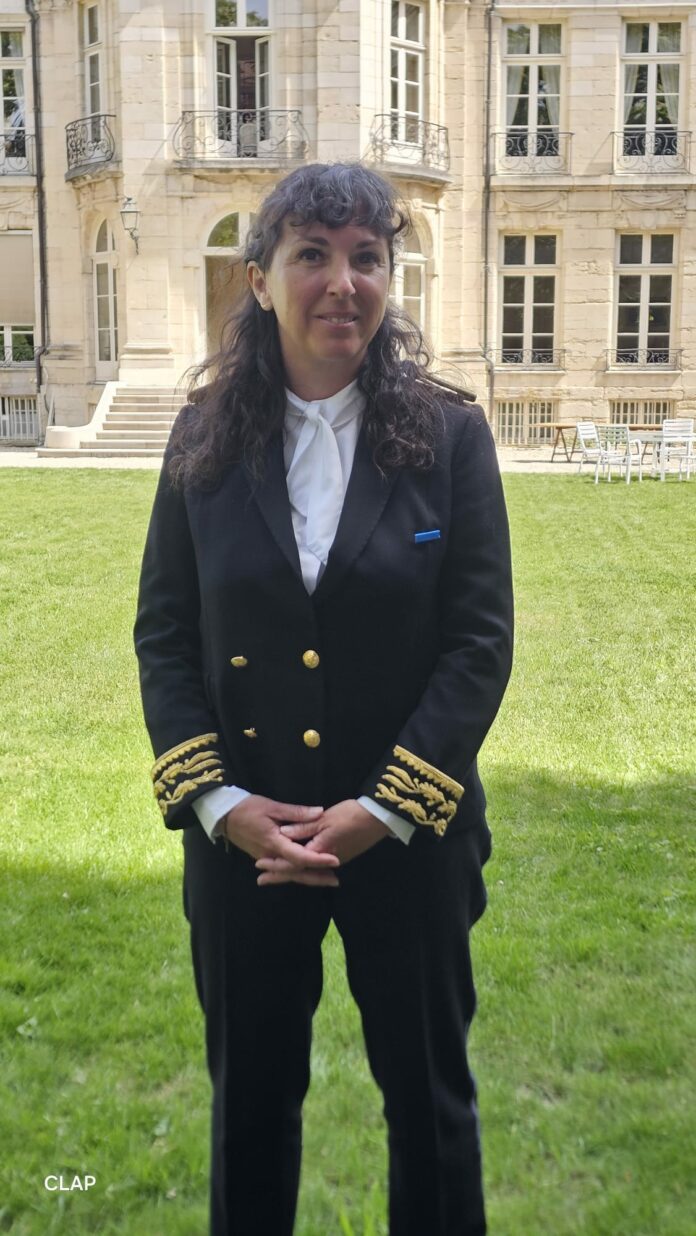 Violaine Démaret