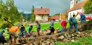 Fournet-Luisans. Un ancien verger reprend vie grâce à des bénévoles