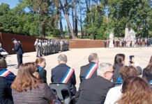 Besançon. Polémique sur fond d’écharpe tricolore