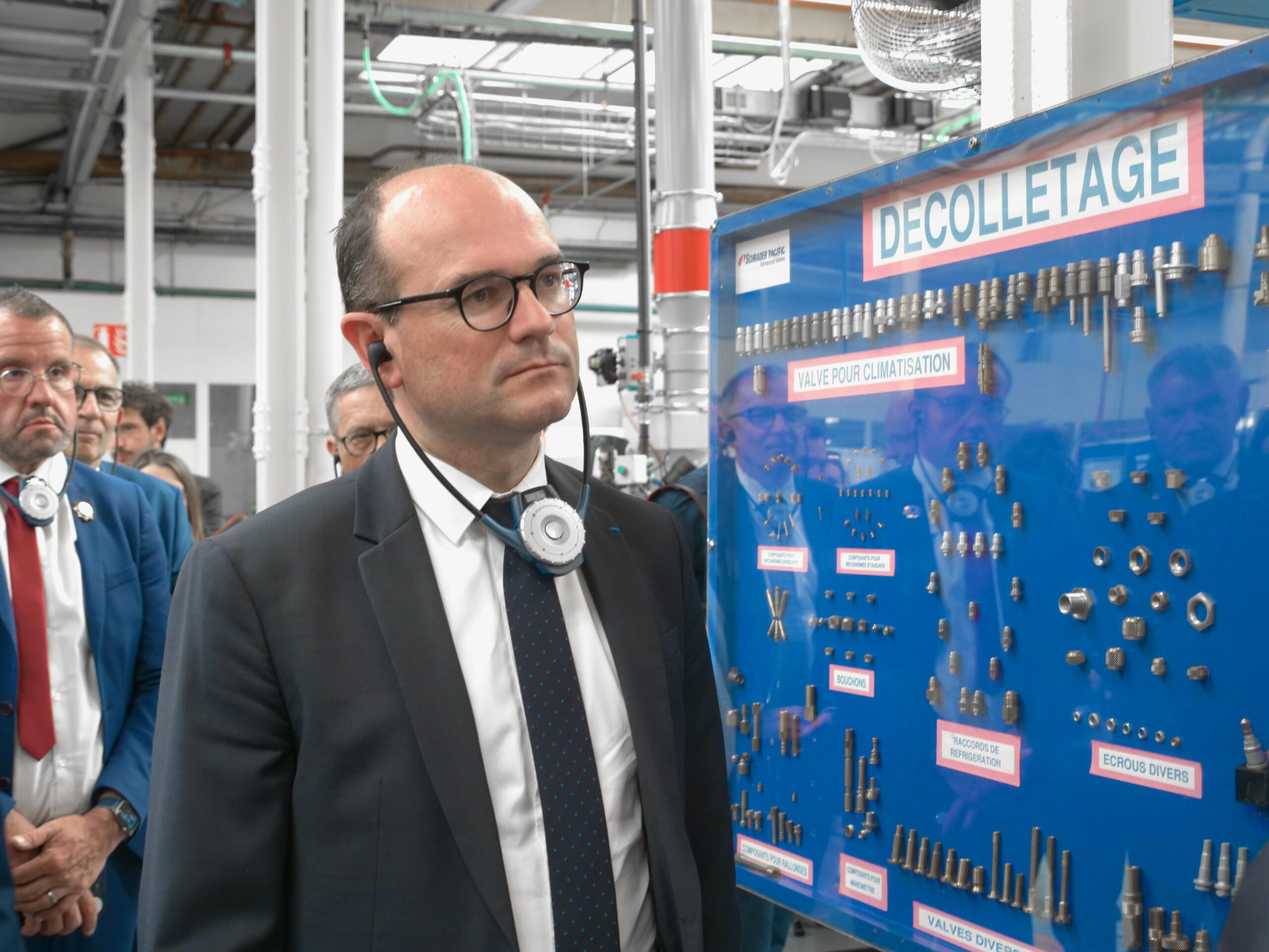 Visite du ministre à l’usine Schrader Pacific Pontarlier
