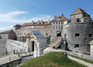 Pontarlier. Joux’rnées Gourmandes, Commission pour l’accessibilité : le conseil communautaire en quatre points Chateau de Joux Cluse & Mijoux