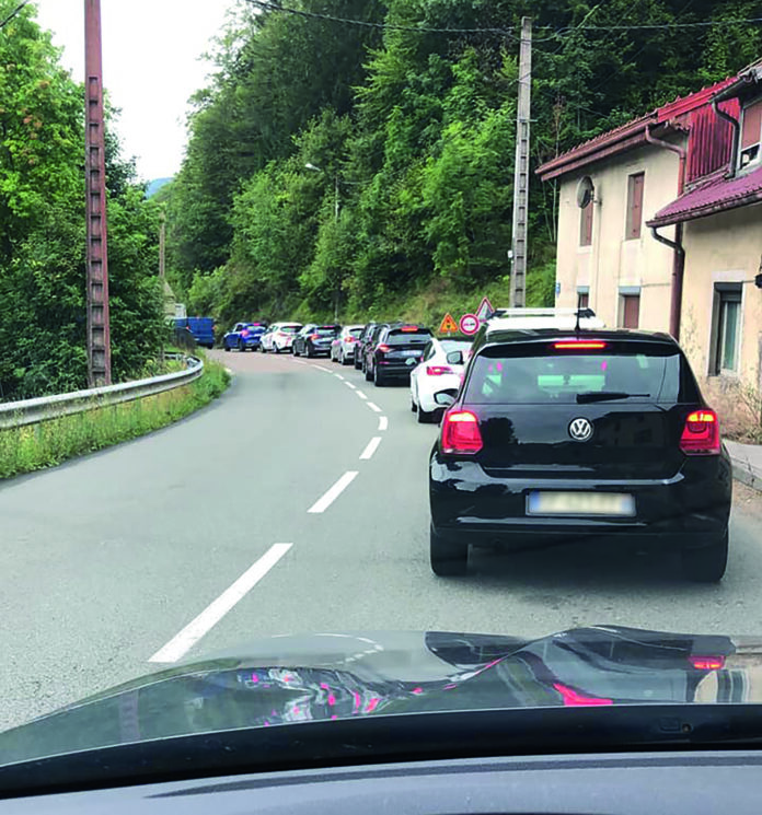 mobilités frontière Suisse bouchon jougne