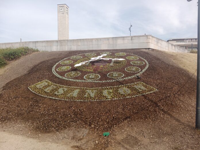 Horloge florale à la Gare Viotte