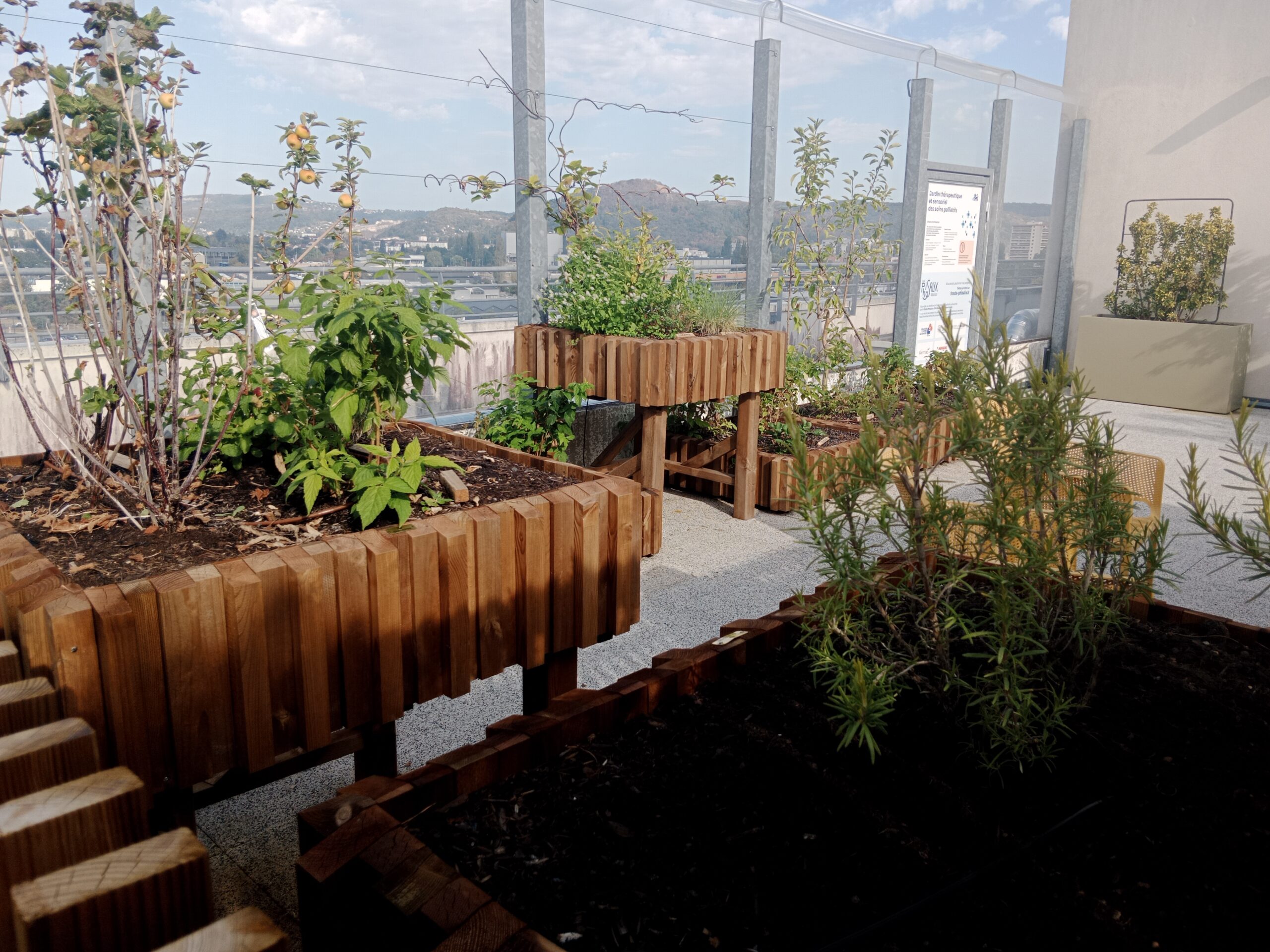 Inauguration du jardin thérapeutique du CHU de Besançon