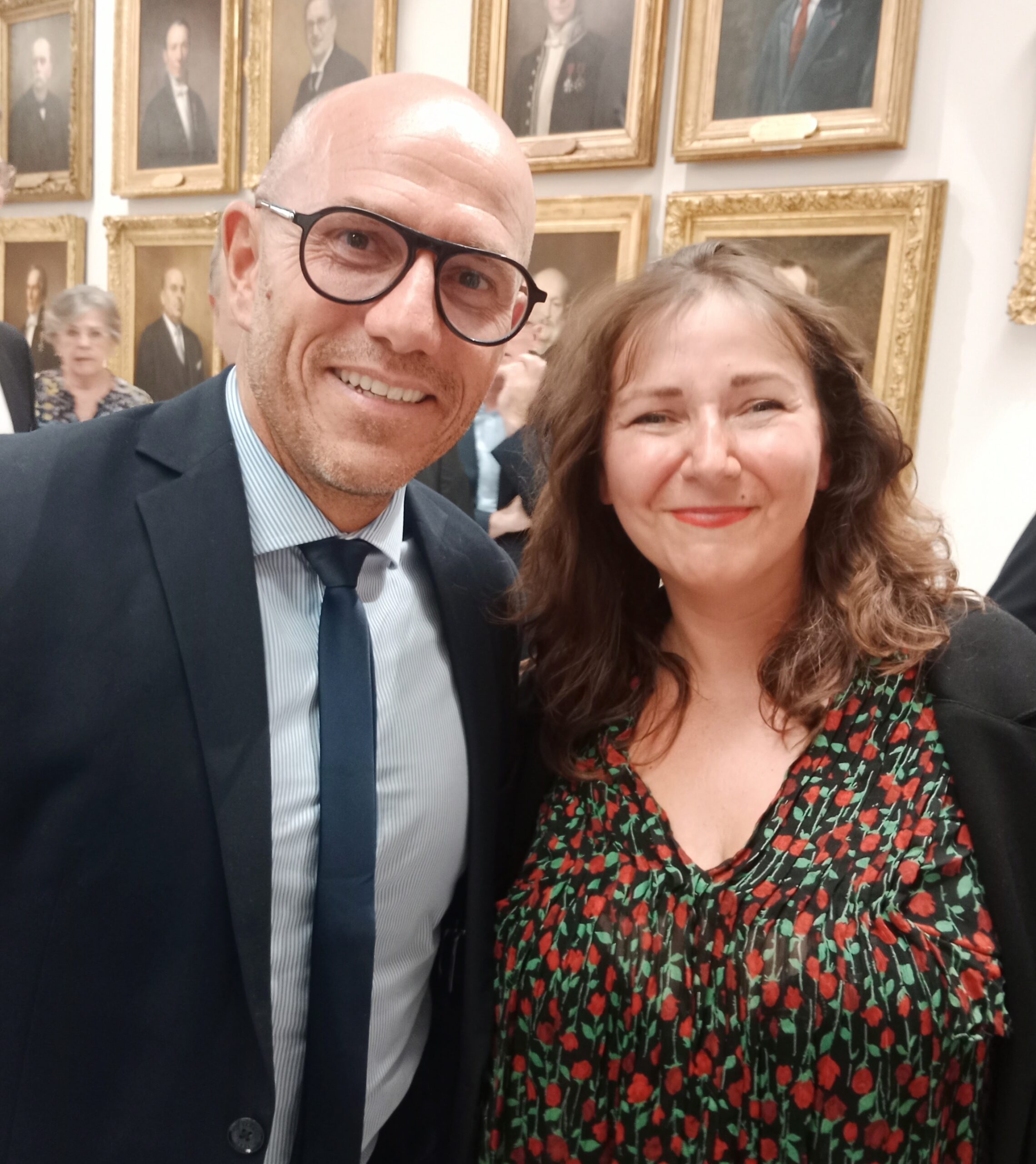 Maire de Besançon lors commémoration avec délégation américaine