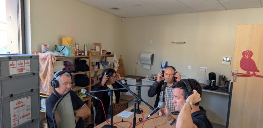 Pierrefontaine-les-Varans. Le P’tit Gibus FM fête ses 40 ans et accueille l’acteur de la Guerre des Boutons